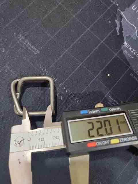 19 mm strap wire buckle machine is shipping to RAJKOT, India,The mechanical strap wire buckle machine is fast and stable which can make buckles as fast as 50 pieces/minute.6000